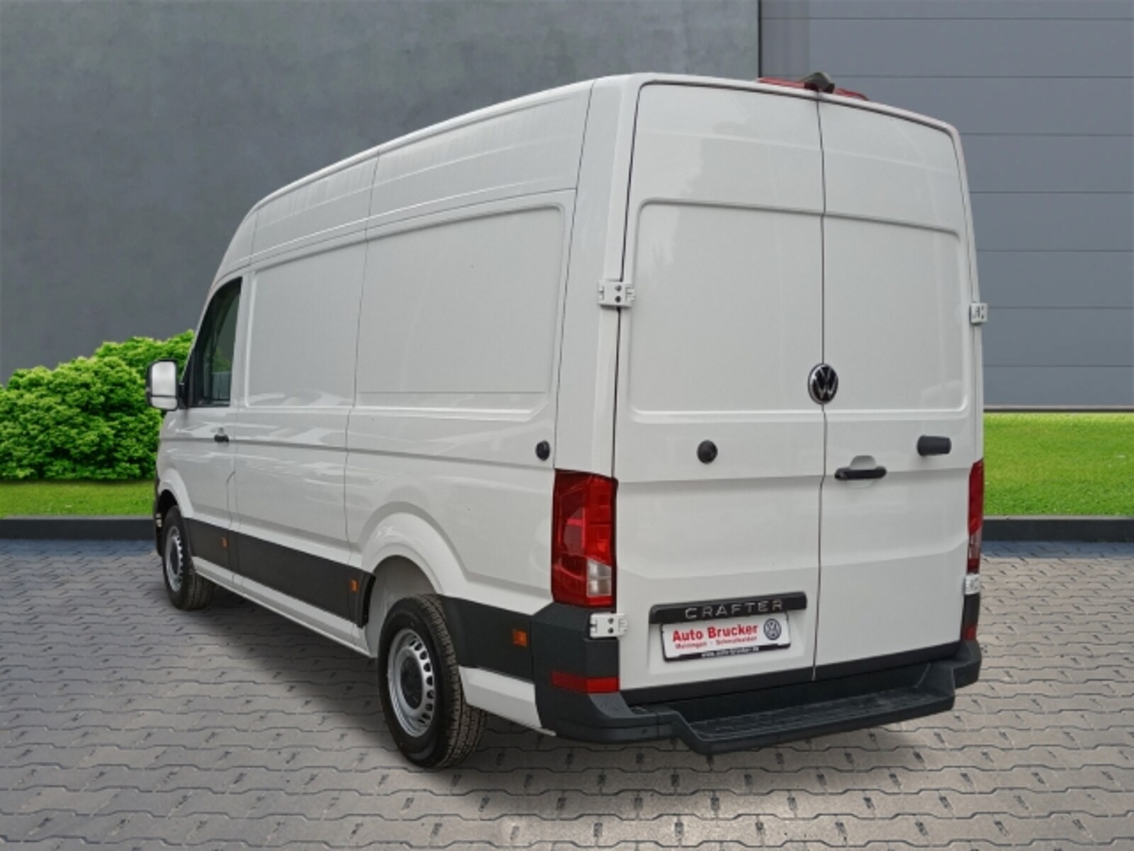 Volkswagen Crafter Kasten mittlerer Radstand – Bild 2