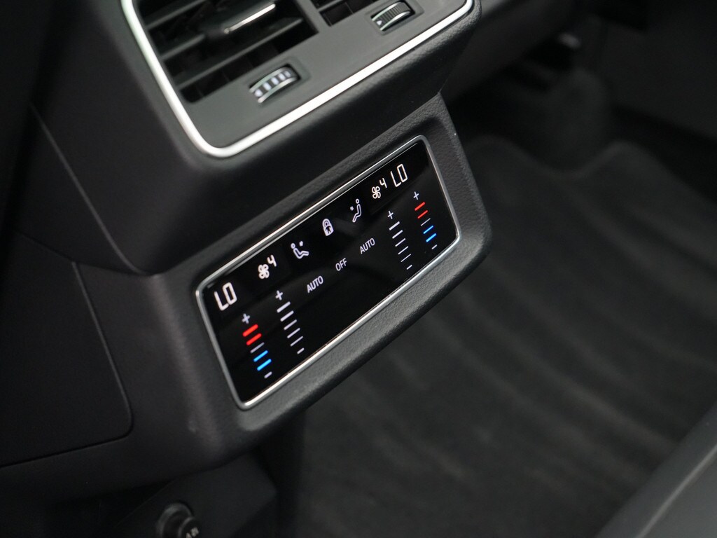Image about Audi Q8 e-tron S line 50 e-tron quattro