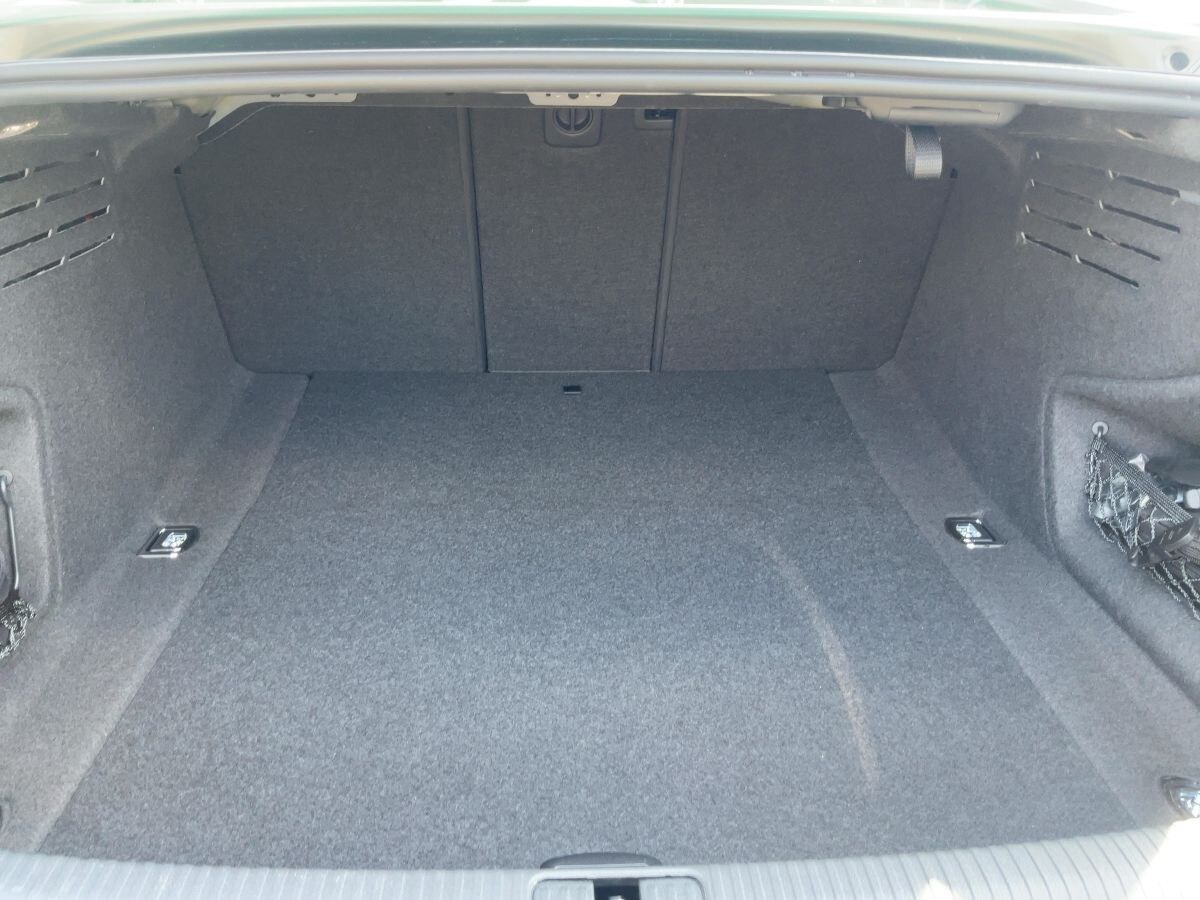 Image about Audi A4 Limousine 30 TDI S tronic
