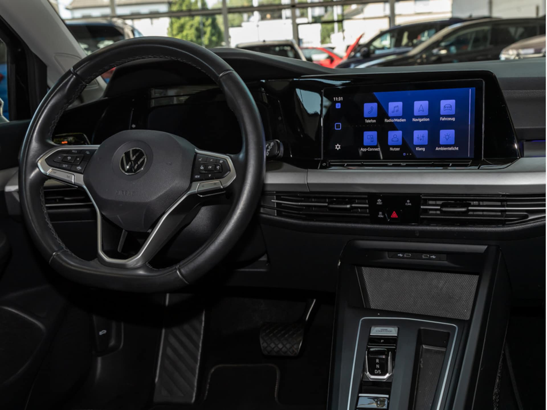 Volkswagen Golf Variant Life