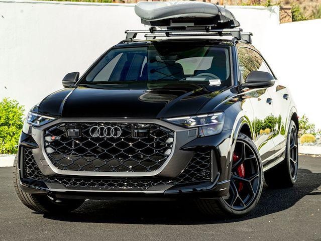 Photo of 2026 Audi RS Q8 SUV performance