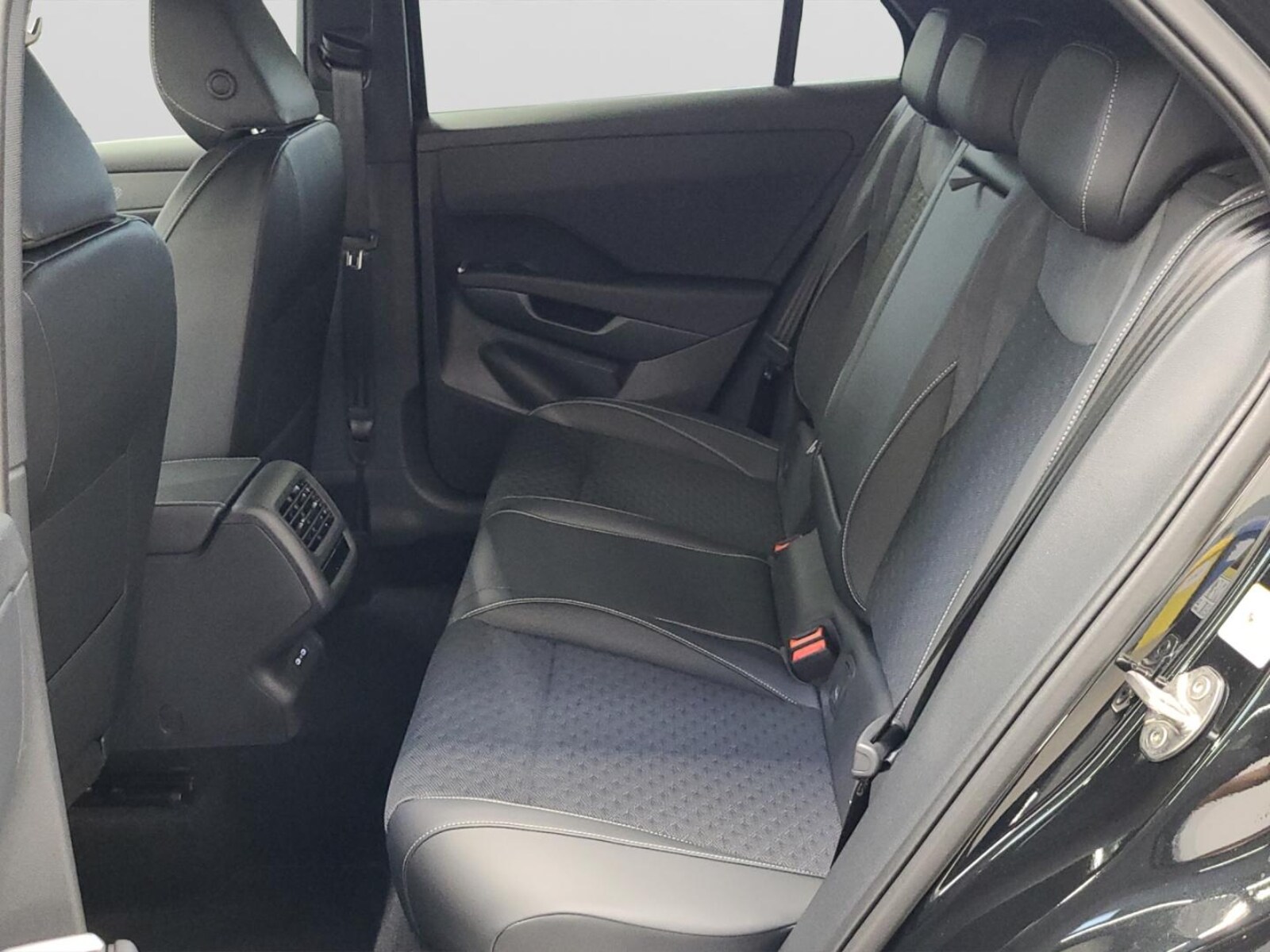 Volkswagen T-Roc – Bild 14