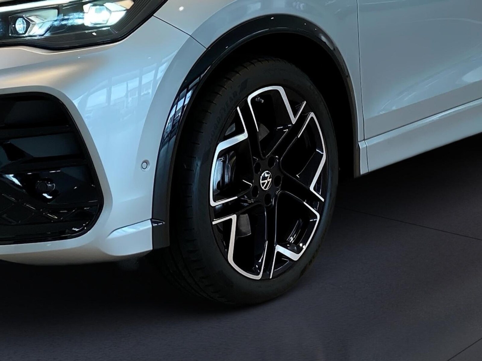 Volkswagen Tiguan – Bild 14