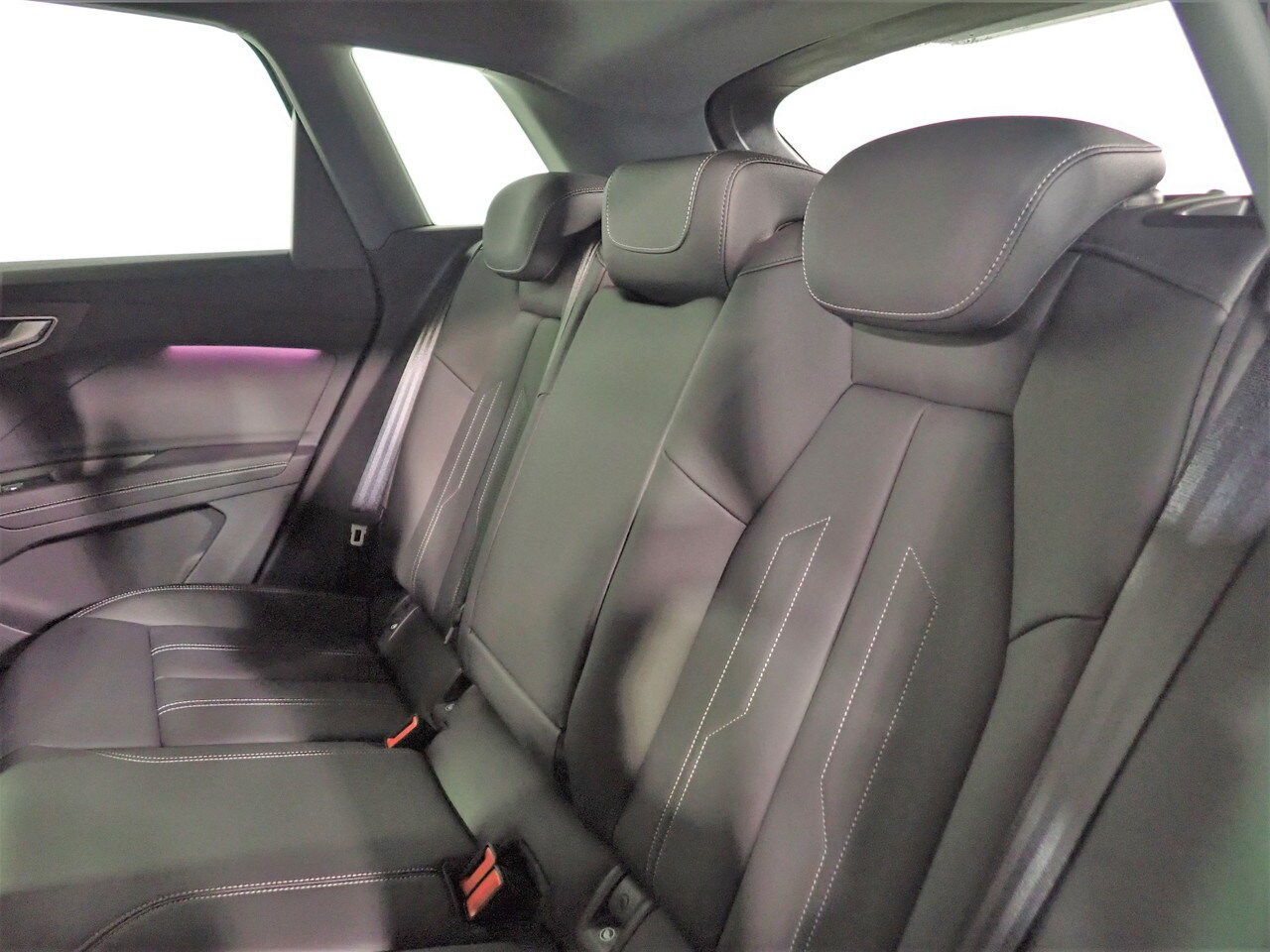 Image about Audi Q4 e-tron 40 e-tron 150,00 kW