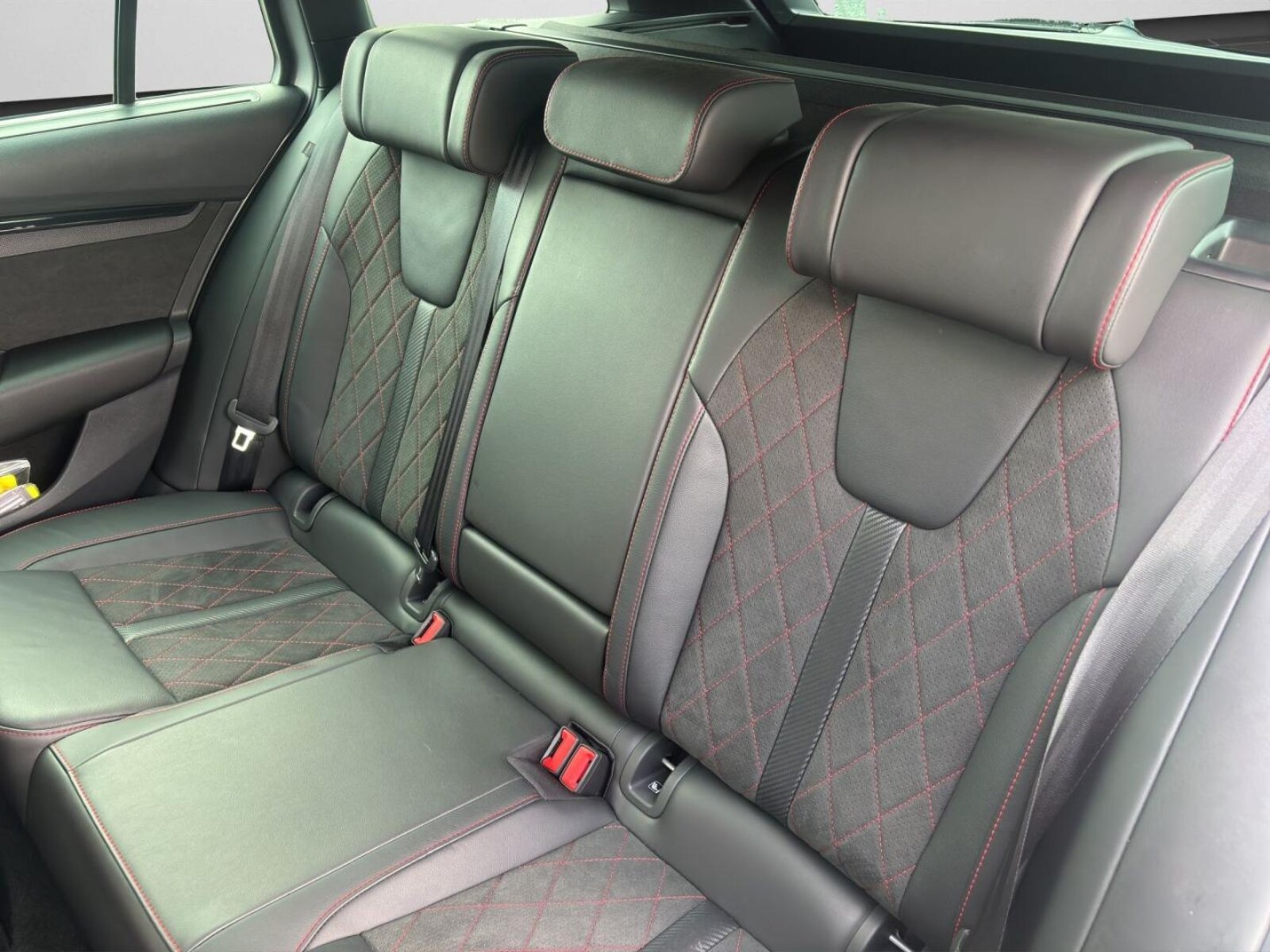 Škoda Octavia Combi – Bild 14
