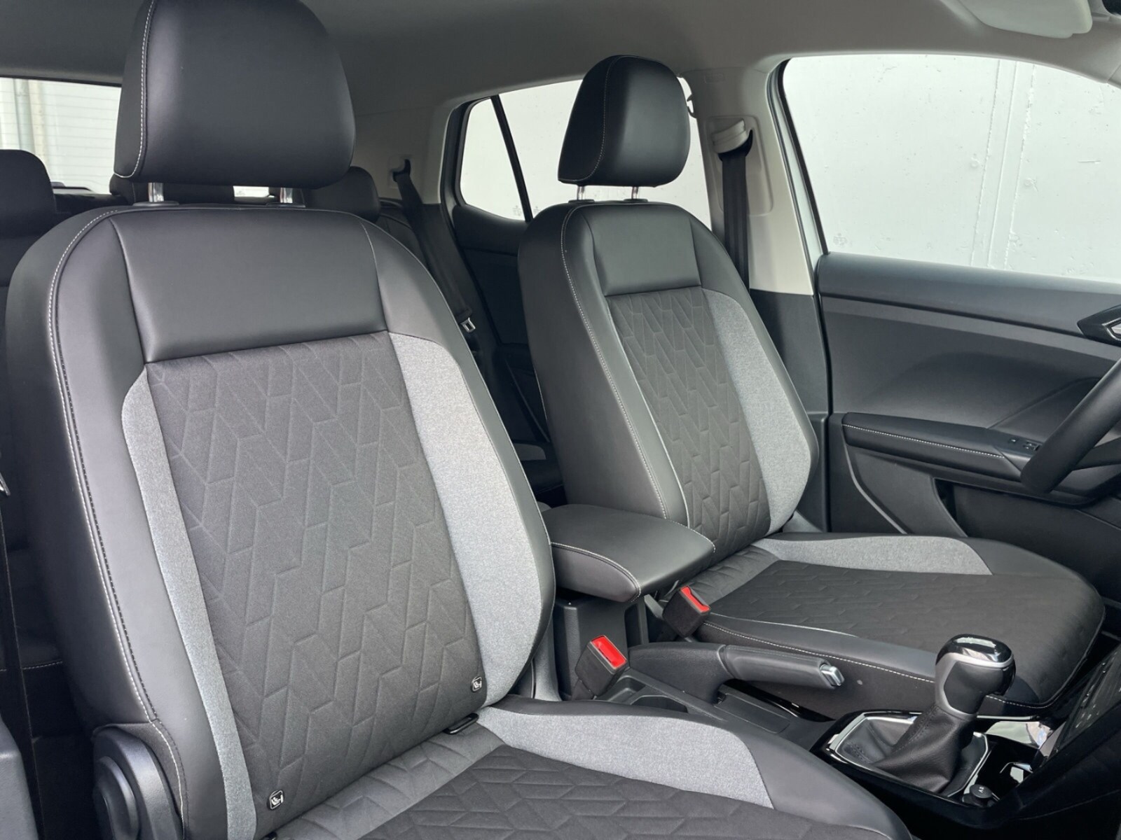 Volkswagen T-Cross – Bild 10