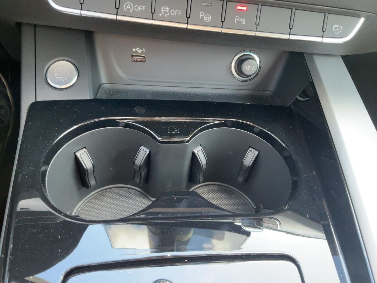 Image about Audi A4 Limousine 30 TDI S tronic