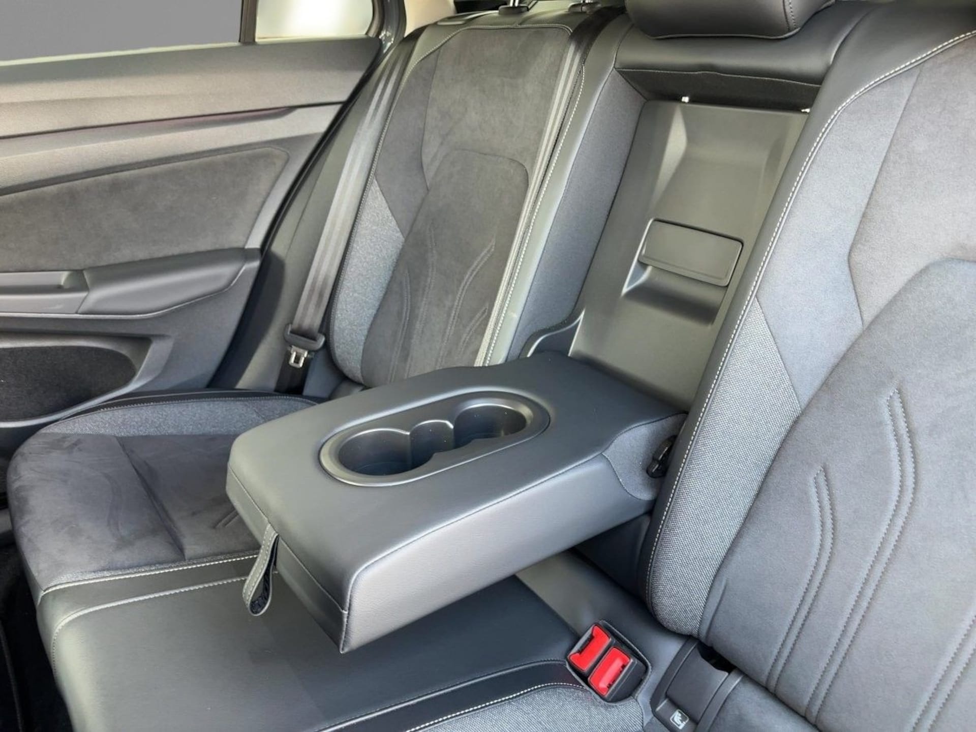 Volkswagen Golf Variant Style