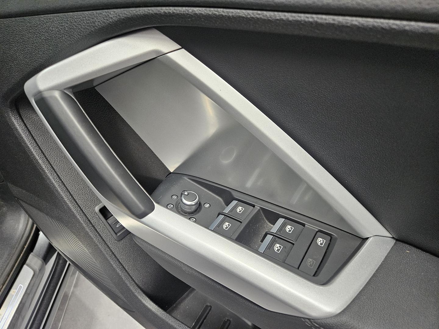 Image about Audi Q3 Sportback S line 35 TFSI S tronic