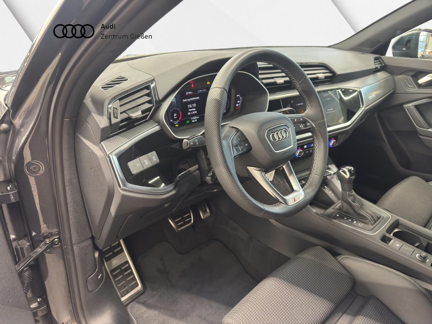 Bild über Audi Q3 Sportback S line 35 TDI S tronic - für weitere Informationen kontaktieren Sie den Audi Partner
