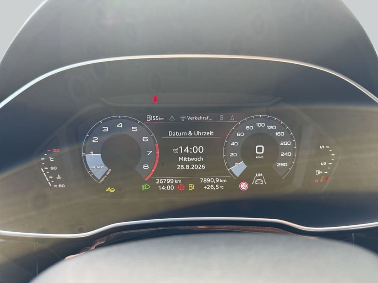 Bild über Audi Q3 S line 35 TFSI Schaltgetriebe - für weitere Informationen kontaktieren Sie den Audi Partner