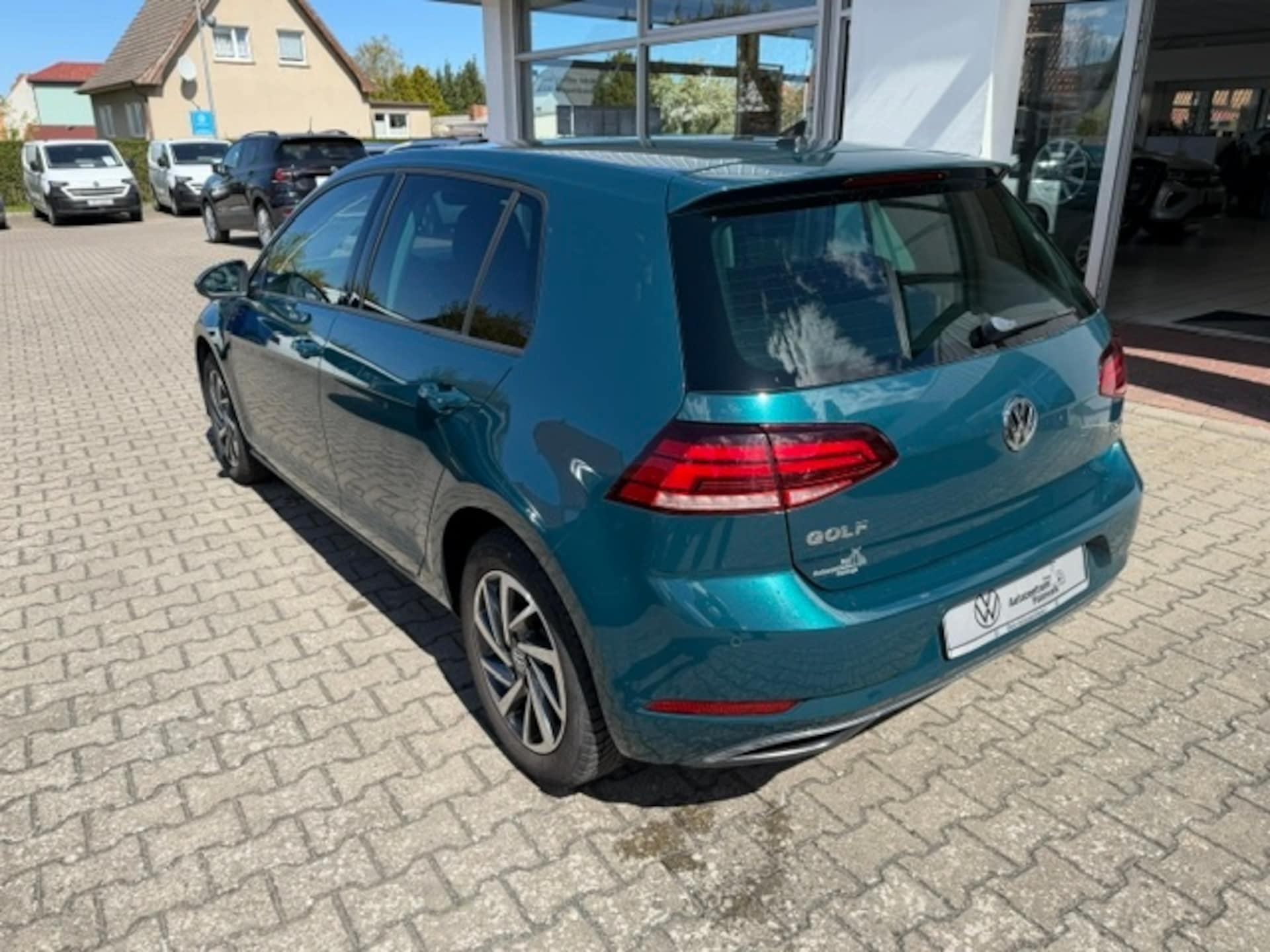 Volkswagen Golf SOUND
