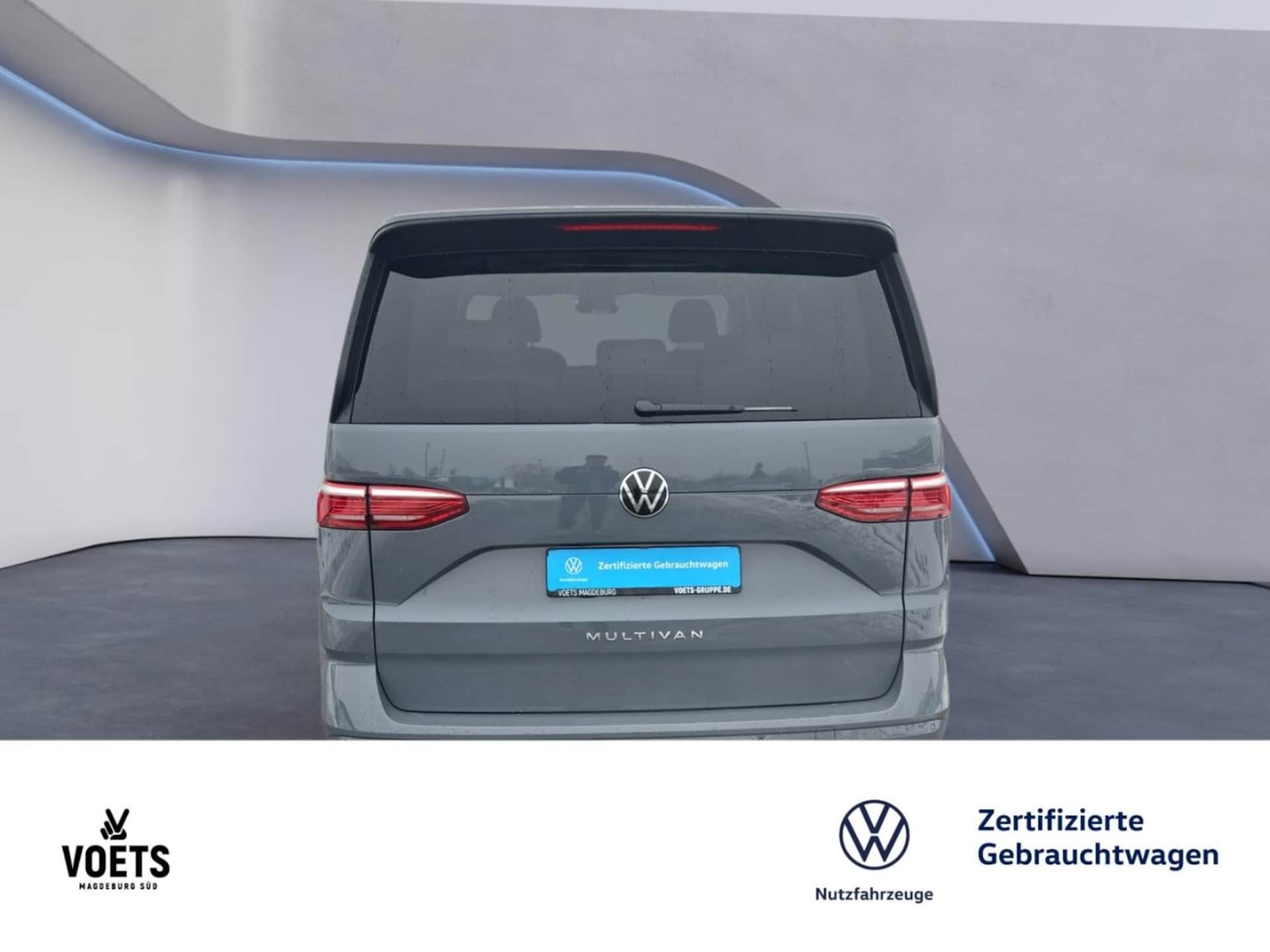 Volkswagen Multivan Basis-Modell