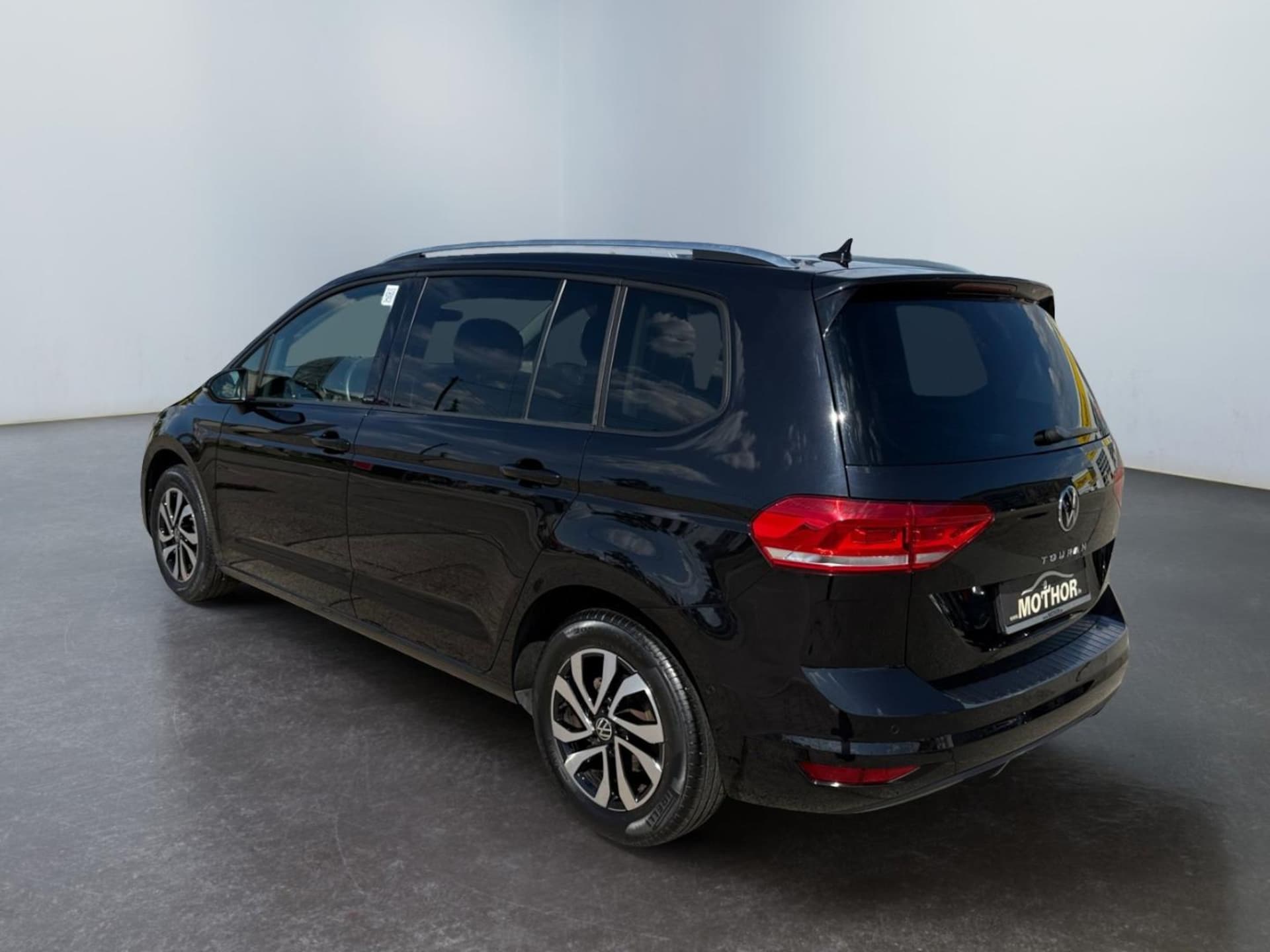 Volkswagen Touran Active