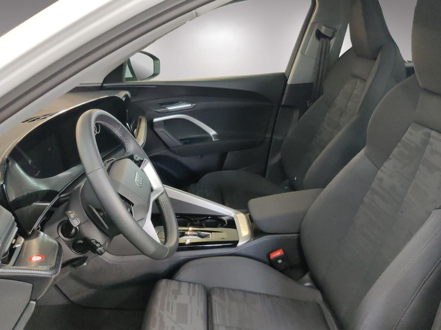 Bild über Audi Q5 SUV TDI quattro 150 kW S tronic - für weitere Informationen kontaktieren Sie den Audi Partner