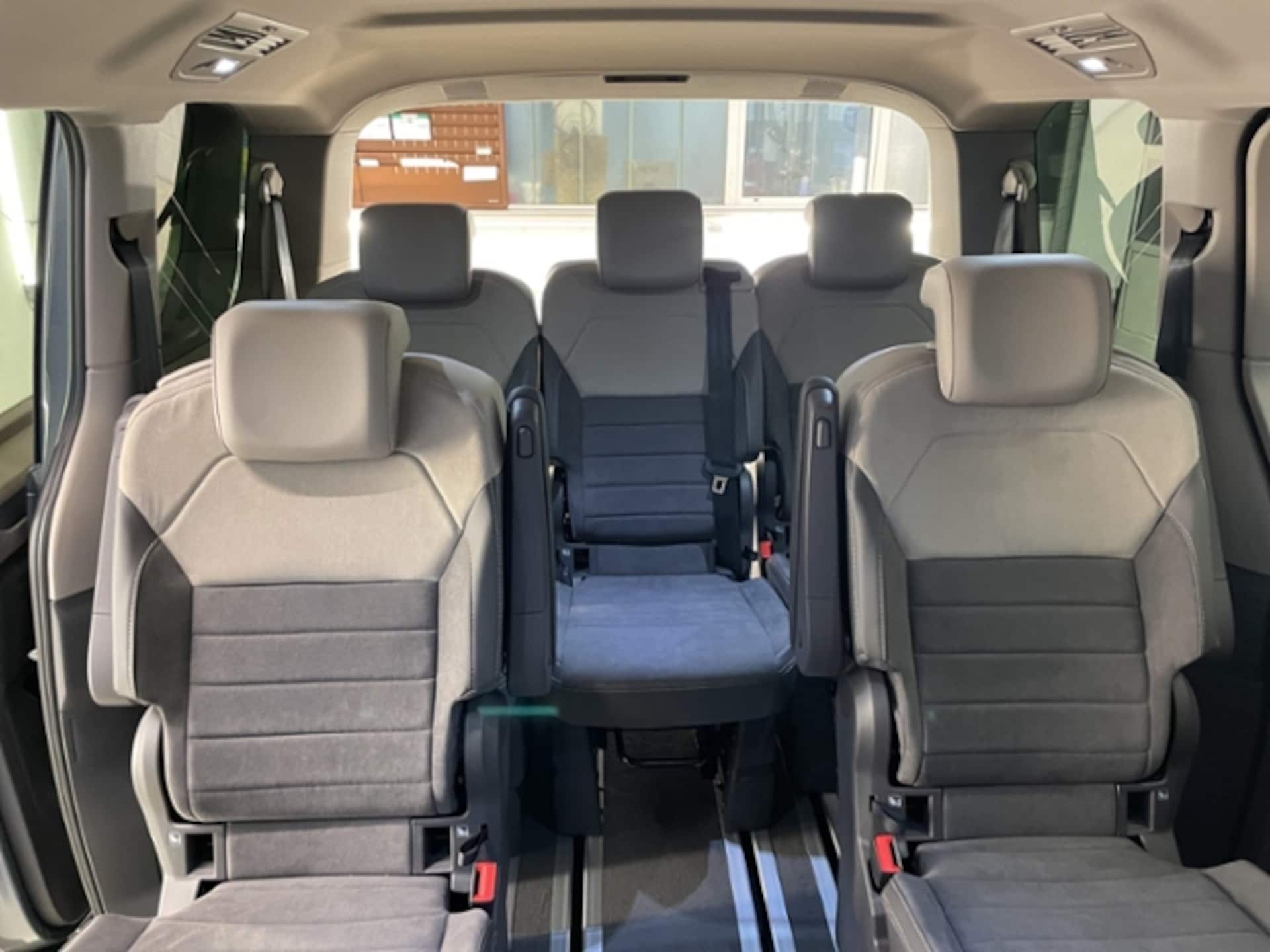 Volkswagen Multivan Style