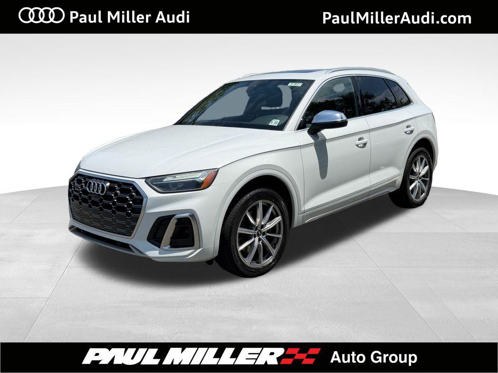 2023 Audi SQ5 Premium Plus's photo