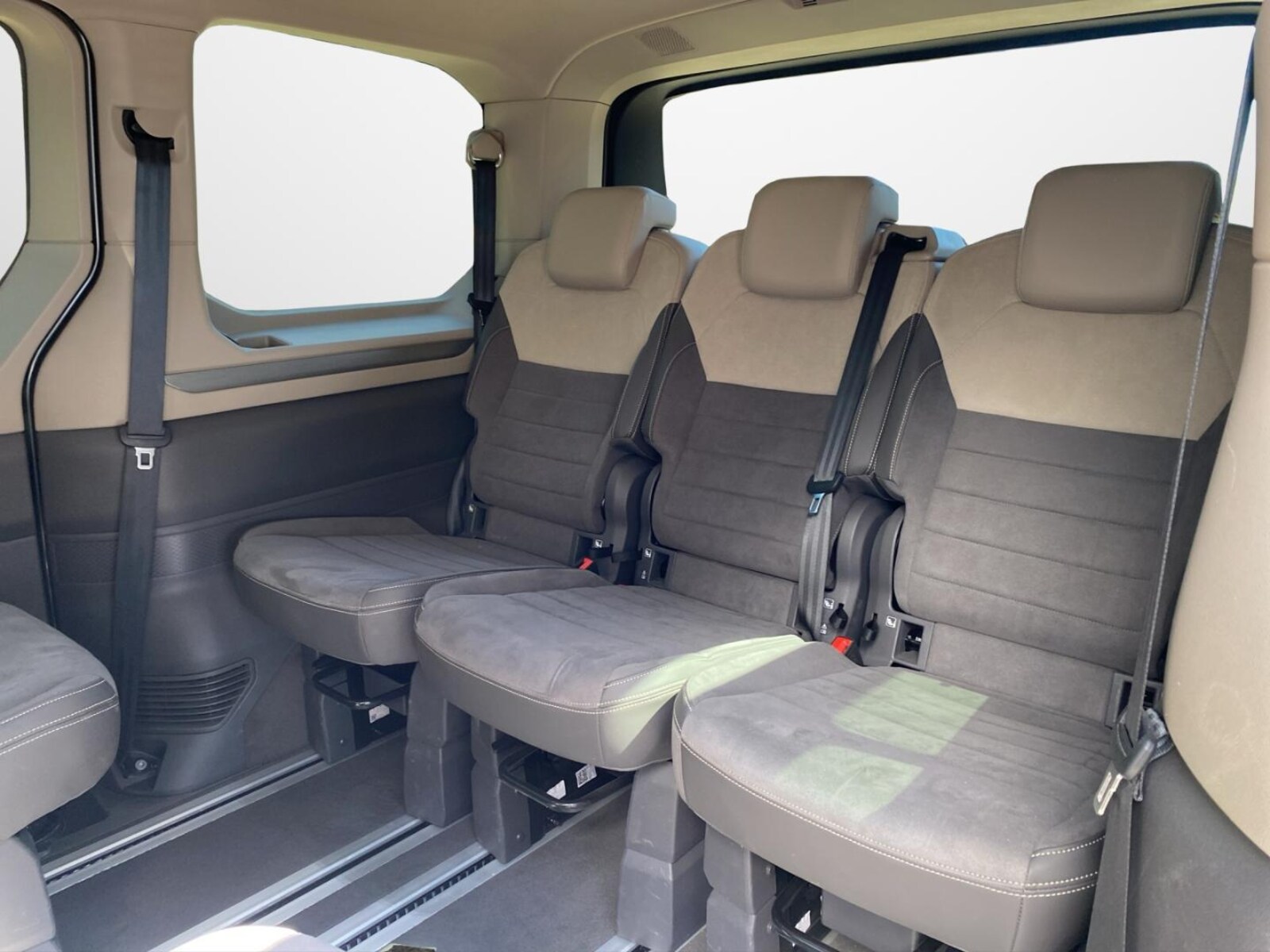 Volkswagen Multivan – Bild 12