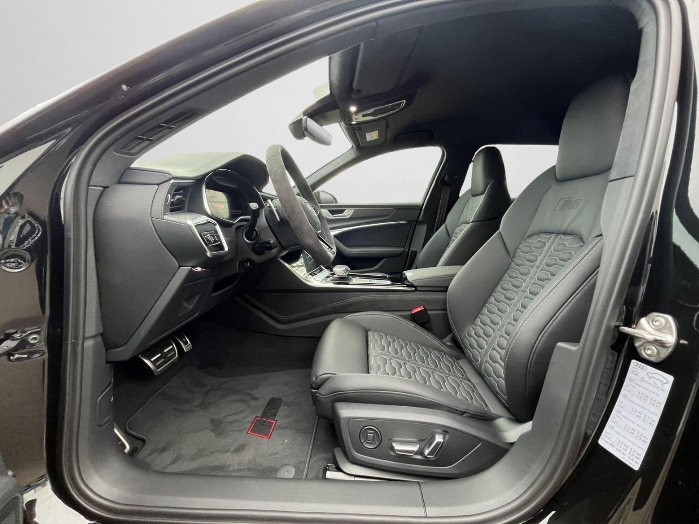 Image about Audi RS 6 Avant TFSI quattro tiptronic