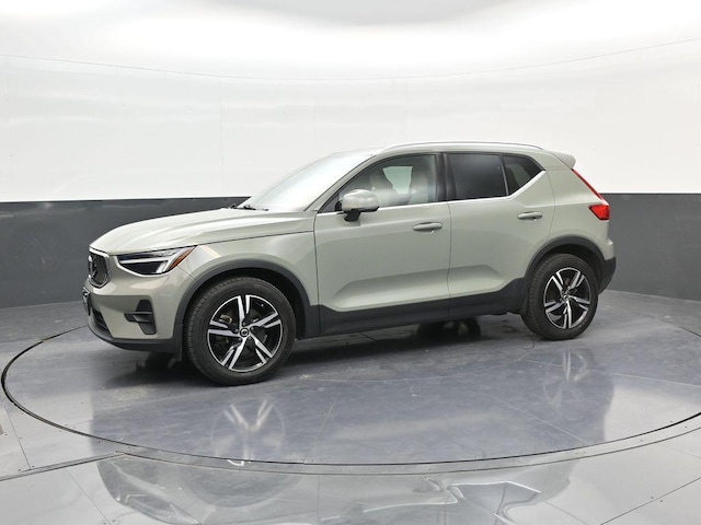 2023 Volvo XC40