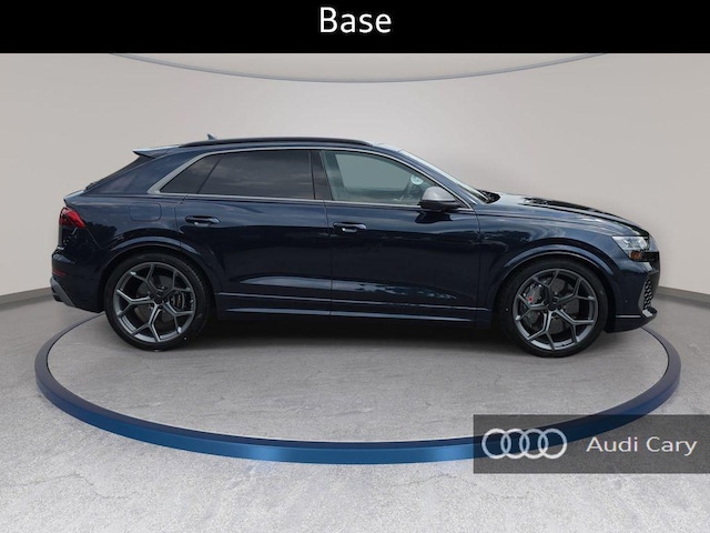 2026 Audi RS Q8 SUV performance
