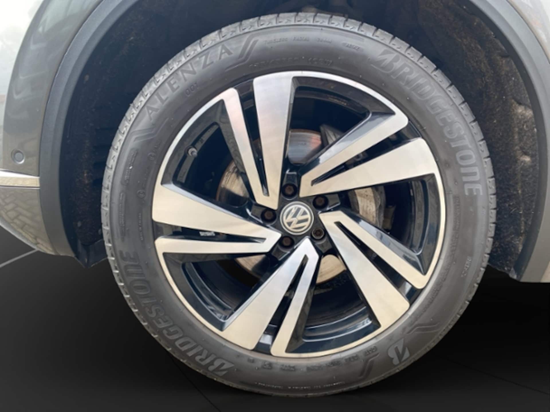 Volkswagen Touareg Basis-Modell