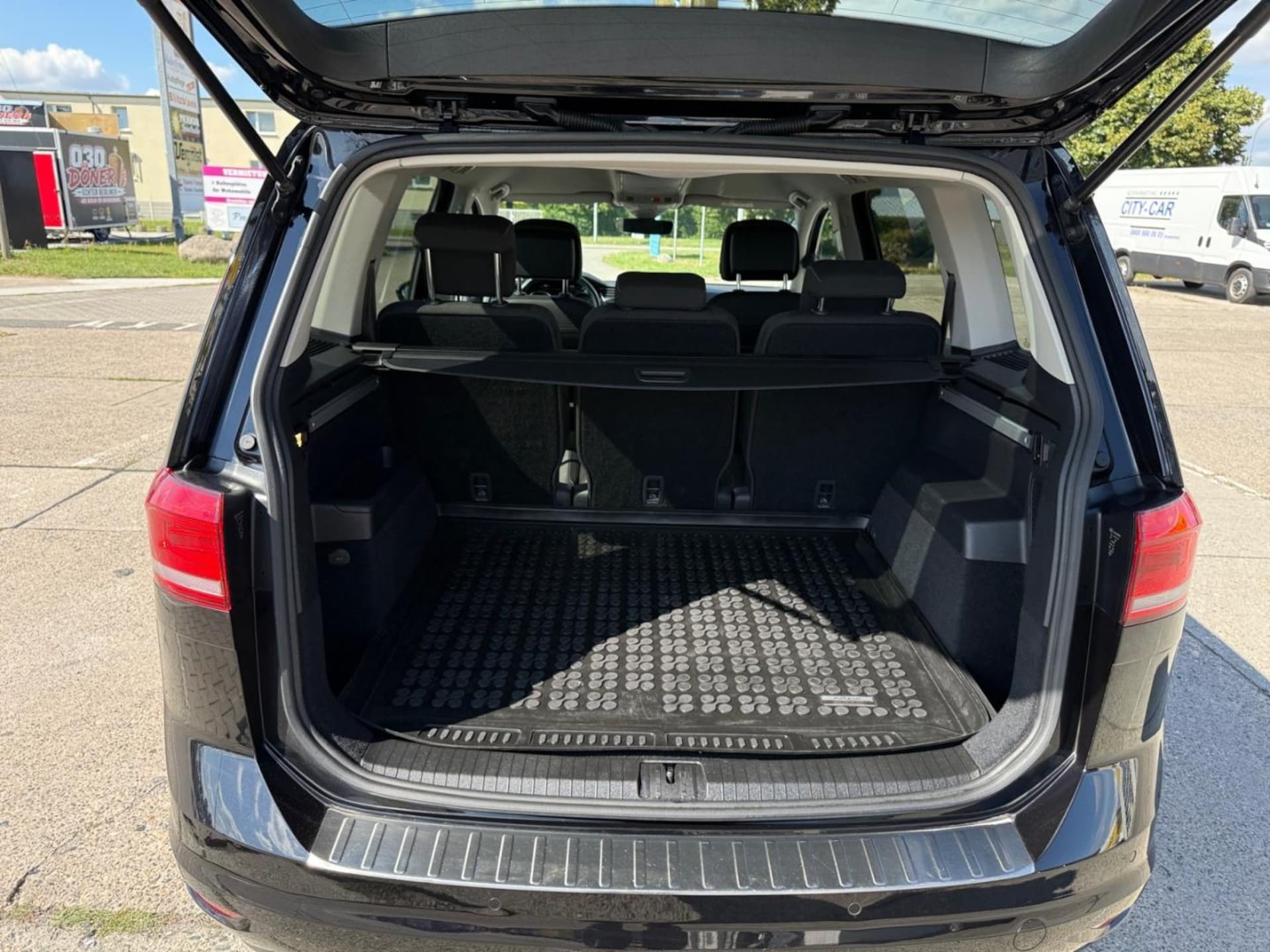Volkswagen Touran Active