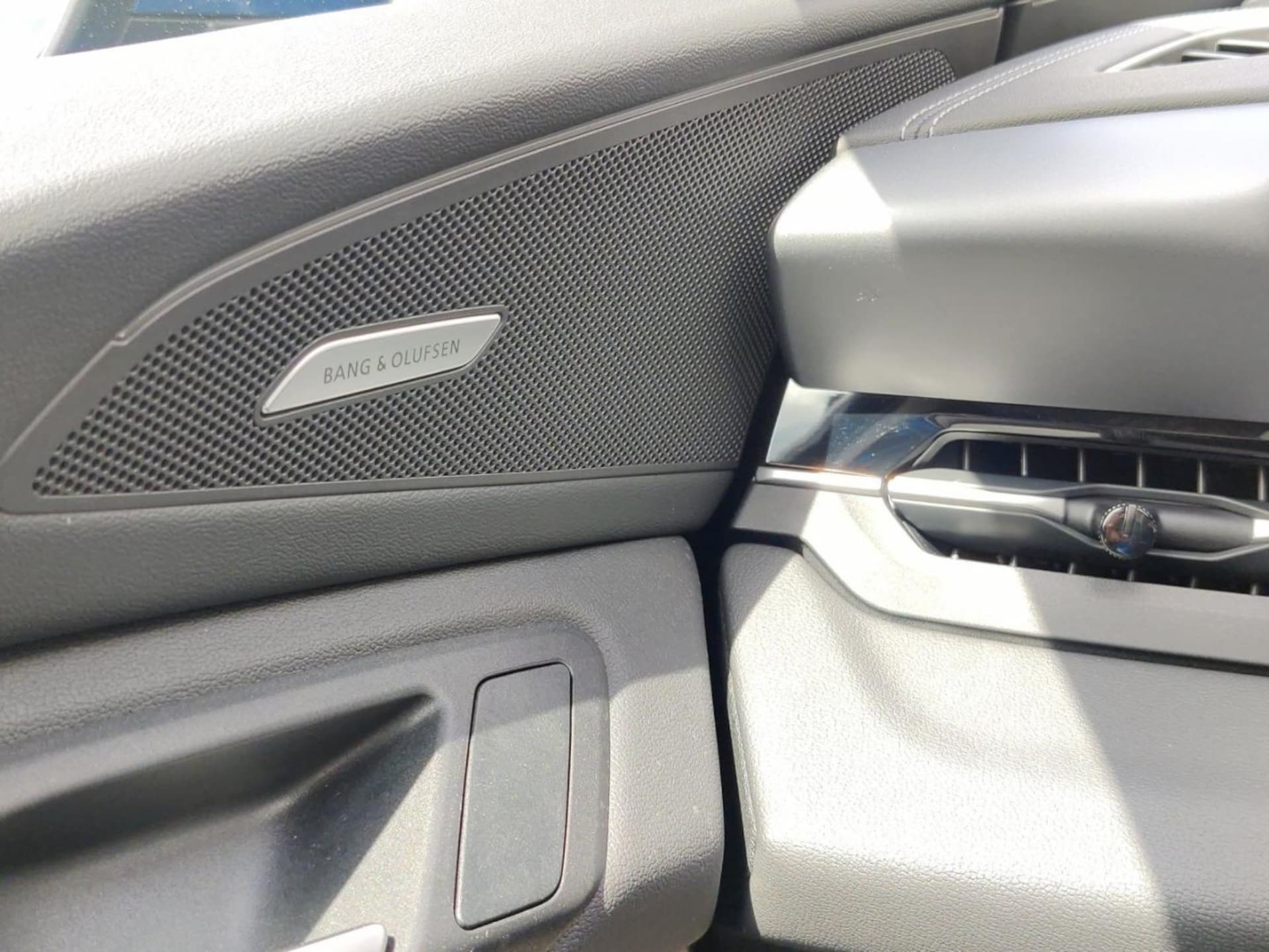 Audi Q6 SUV e-tron
