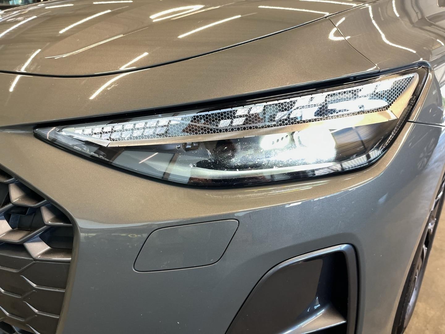 Bild über Audi A6 Limousine TDI 150 kW S tronic - für weitere Informationen kontaktieren Sie den Audi Partner