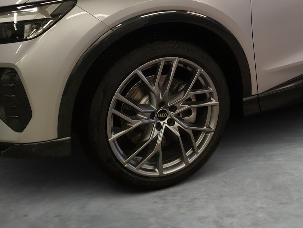 Image about Audi Q4 e-tron 45 e-tron quattro