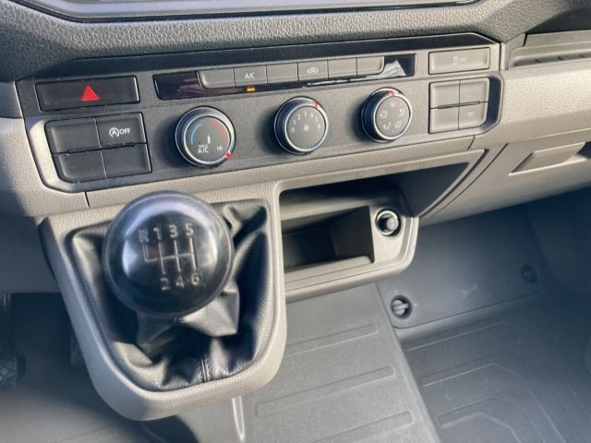 Volkswagen Crafter Kasten mittlerer Radstand