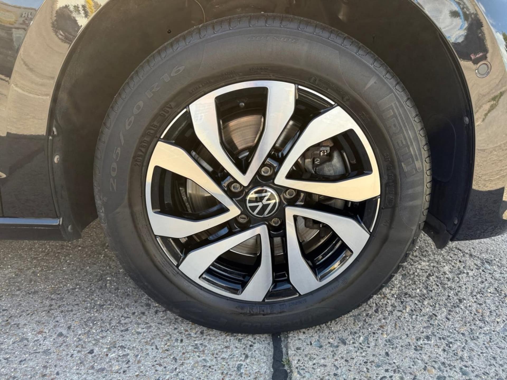 Volkswagen Touran Active