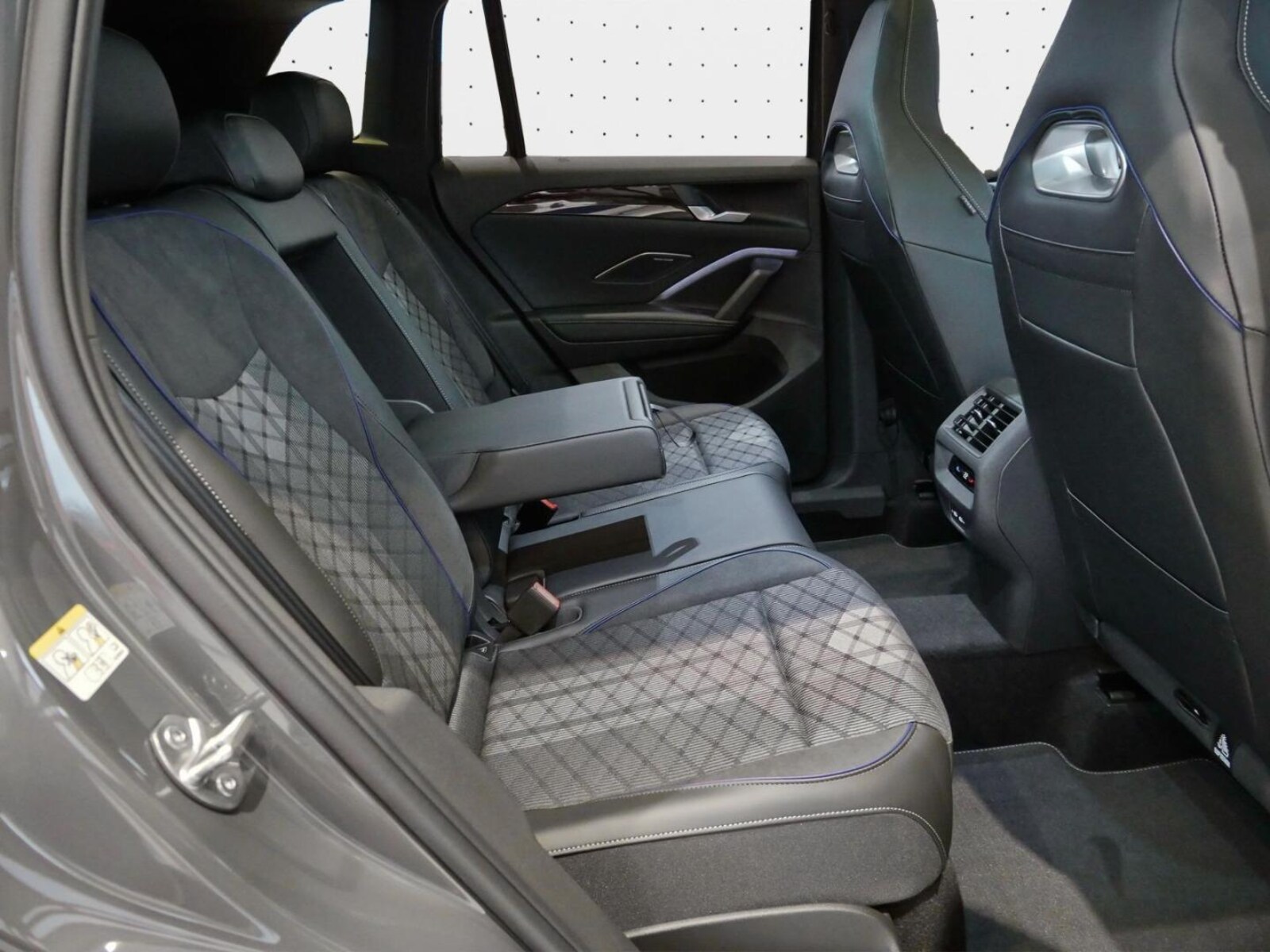 Volkswagen Tiguan – Bild 16