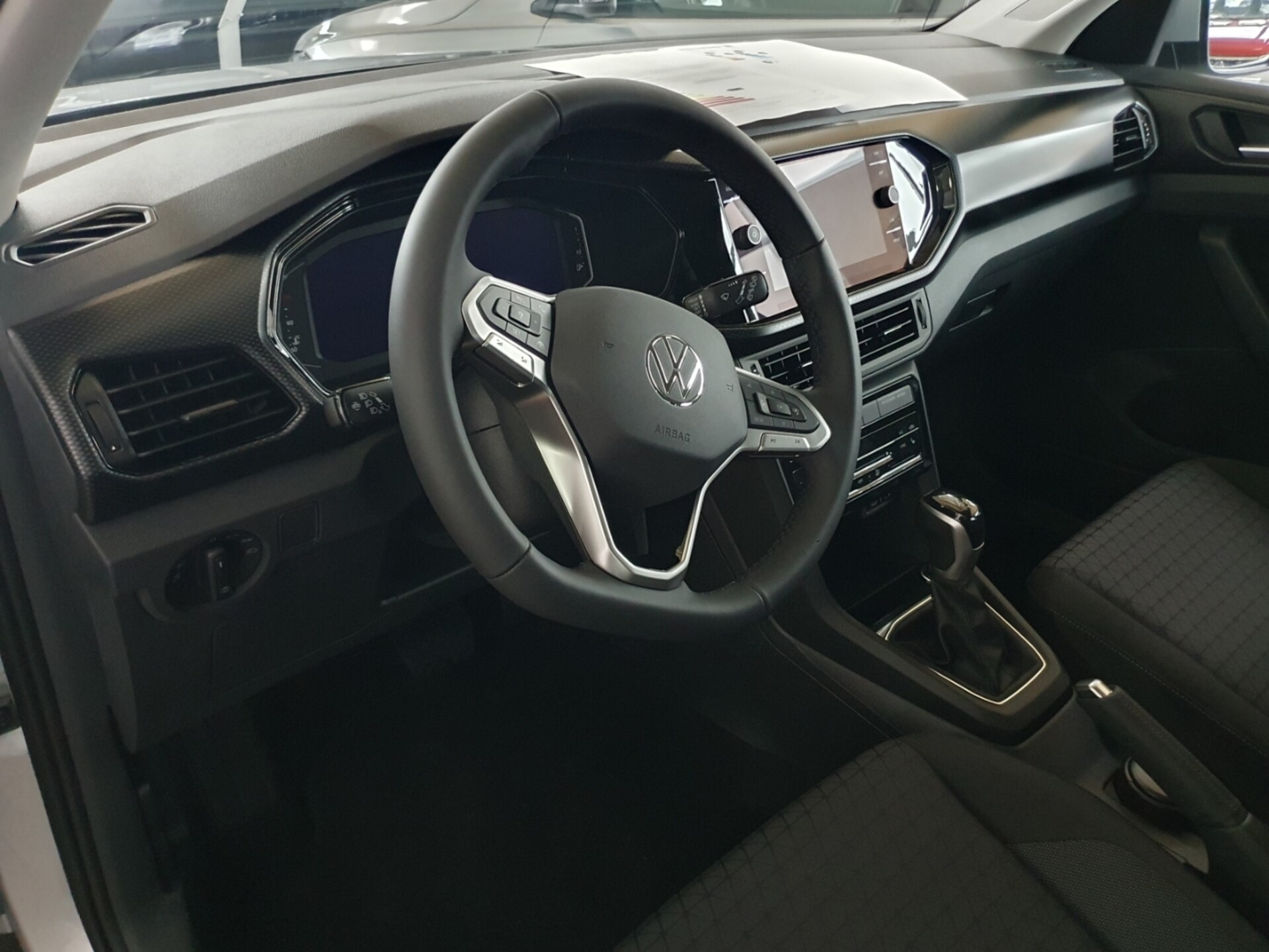 Volkswagen T-Cross Life