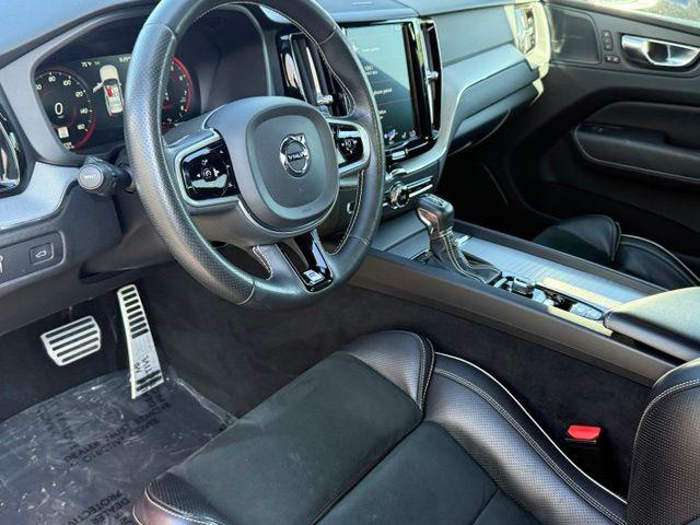 2019 Volvo XC60 10