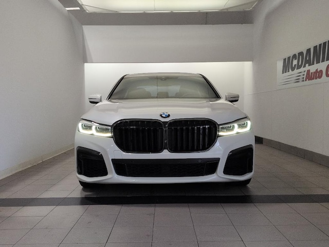 2021 BMW