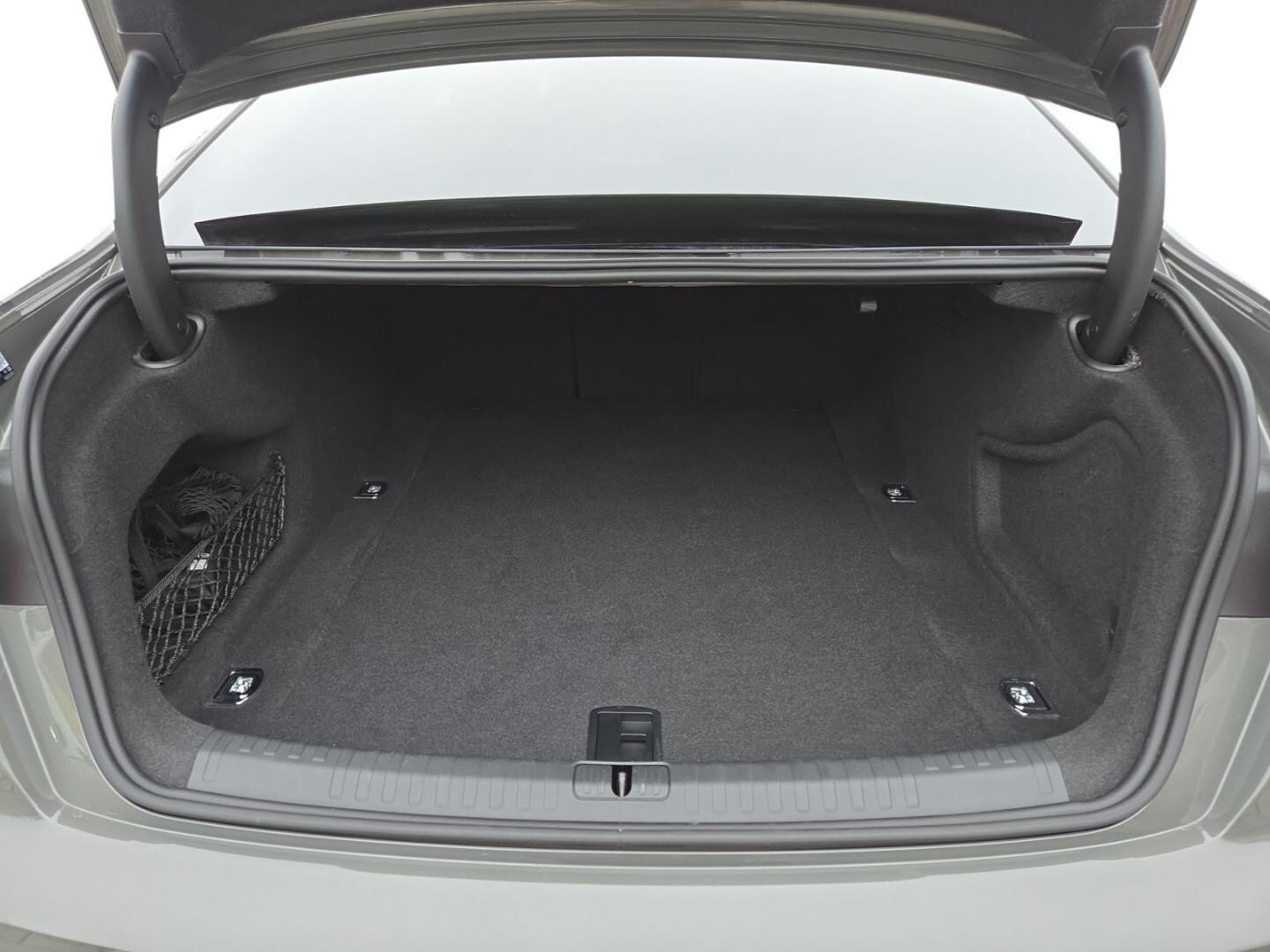 Bild über Audi A6 Limousine advanced 45 TDI quattro S tronic - für weitere Informationen kontaktieren Sie den Audi Partner