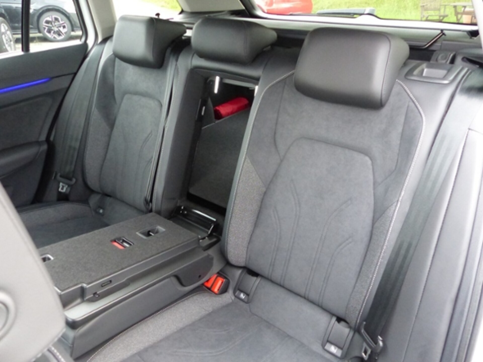 Volkswagen Golf Variant Style