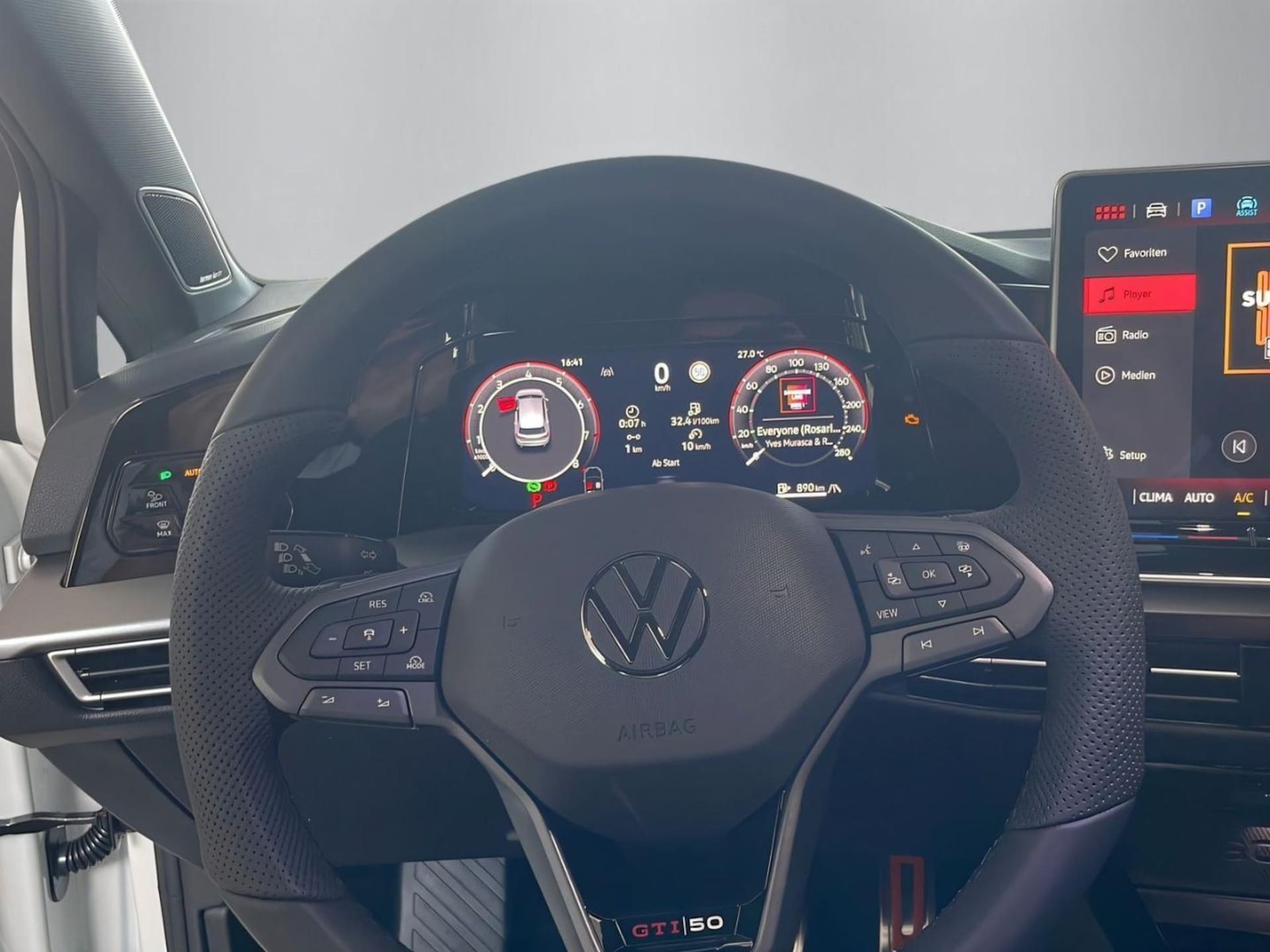 Volkswagen Golf GTI