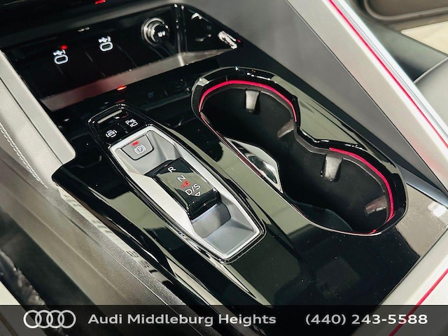 2025 Audi Q5 Premium - Photo 14