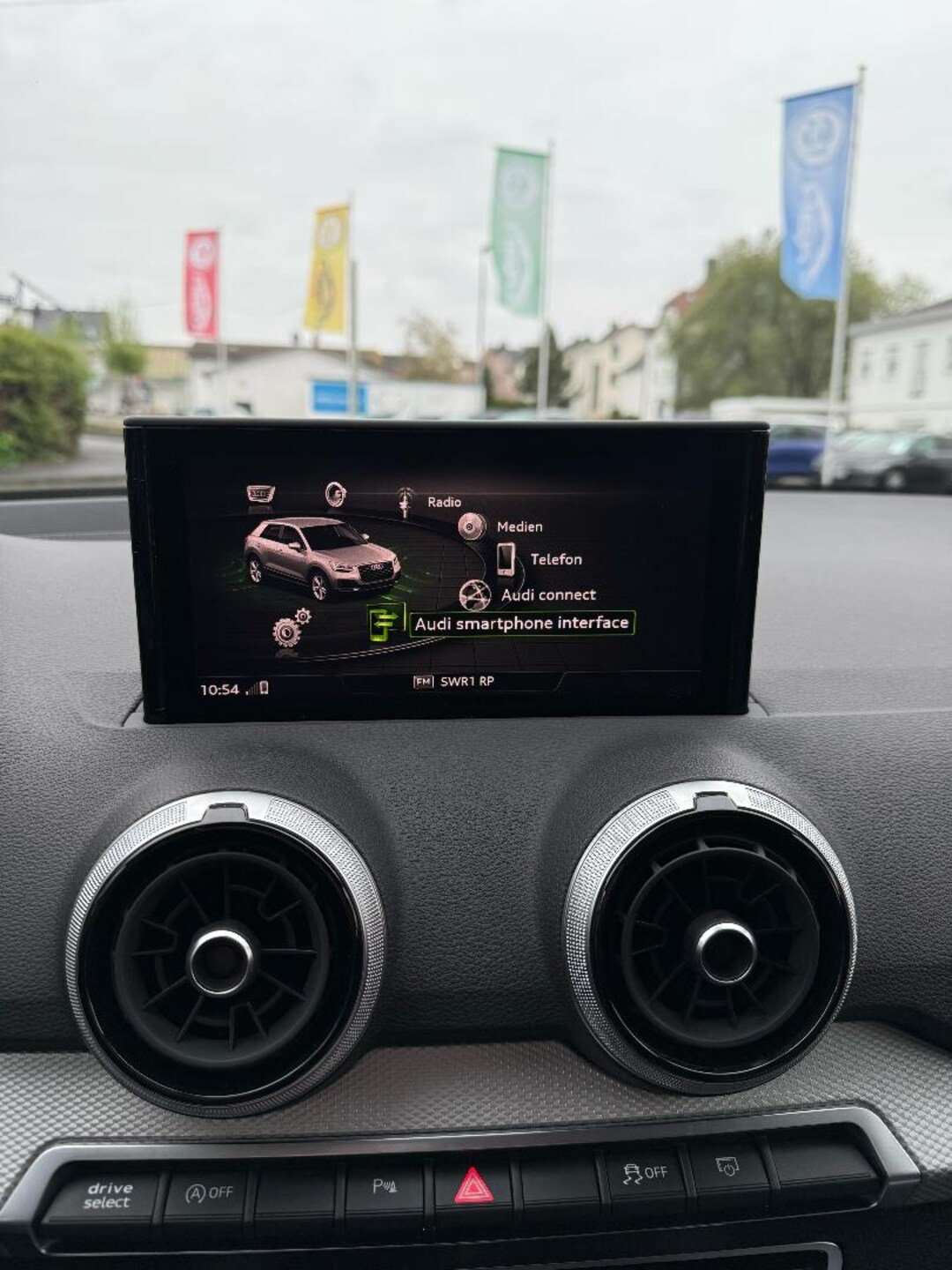 Audi Q2 S line