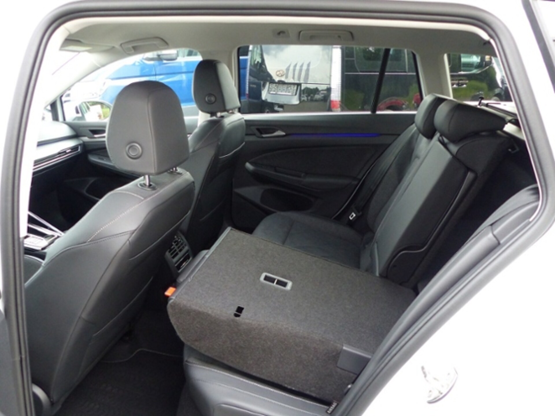 Volkswagen Golf Variant Style