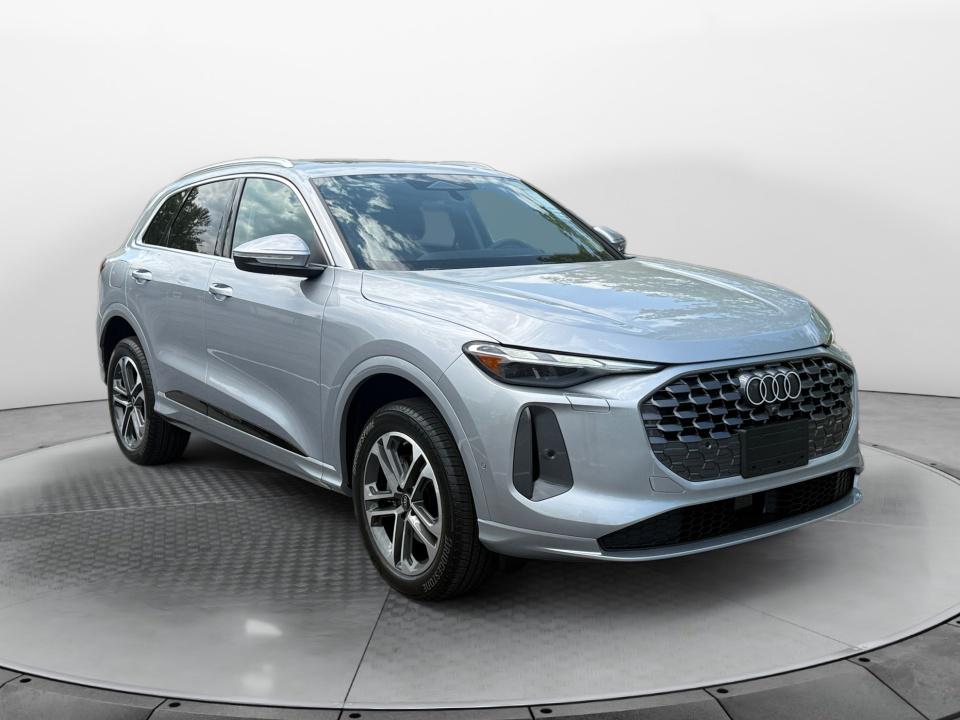 2026 Audi Q5 Premium quattro's photo