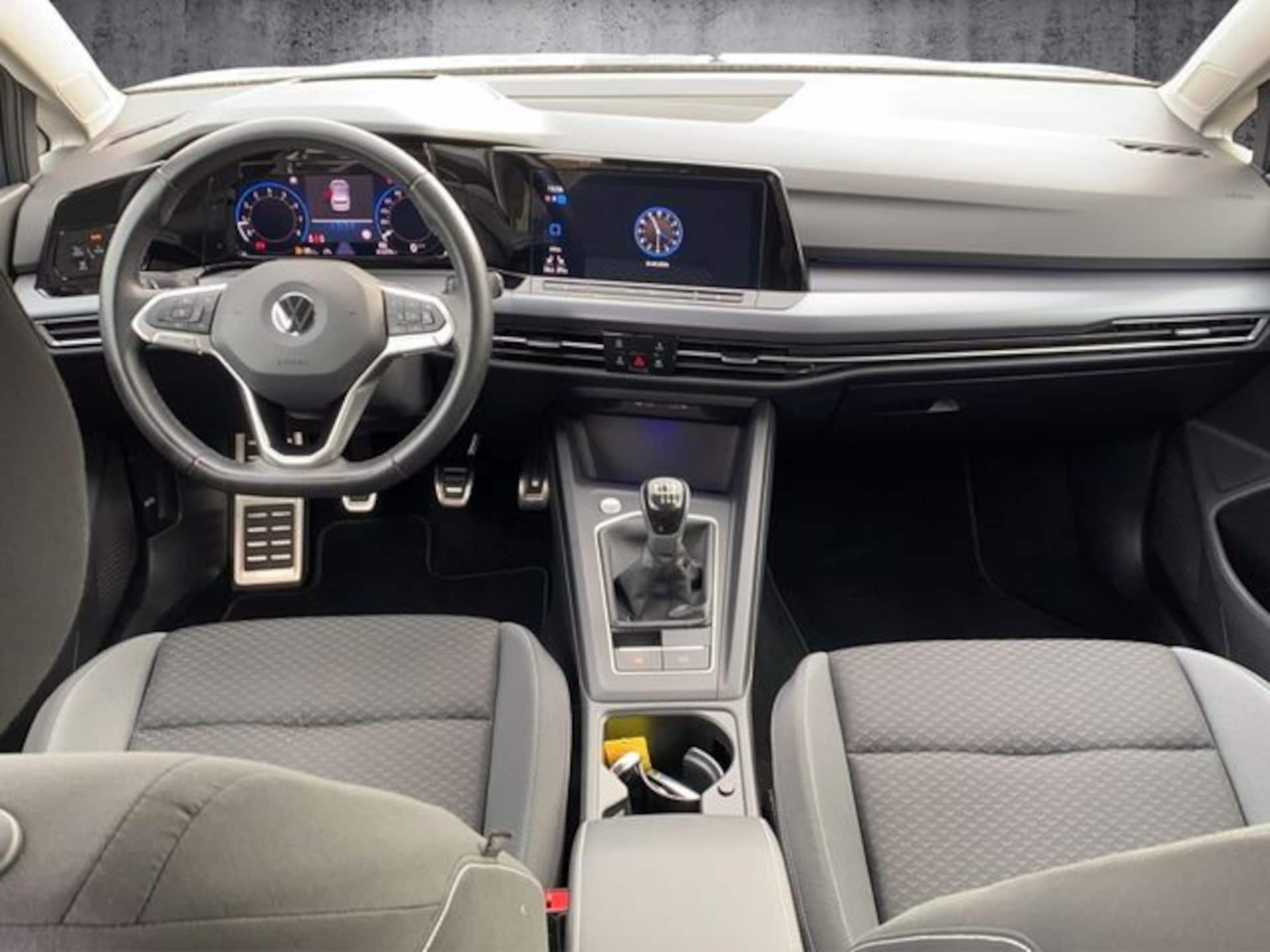 Volkswagen Golf Active