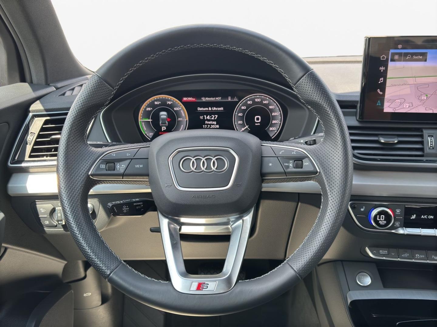Bild über Audi Q5 Sportback TFSI e advanced 50 TFSI e quattro S tronic - für weitere Informationen kontaktieren Sie den Audi Partner