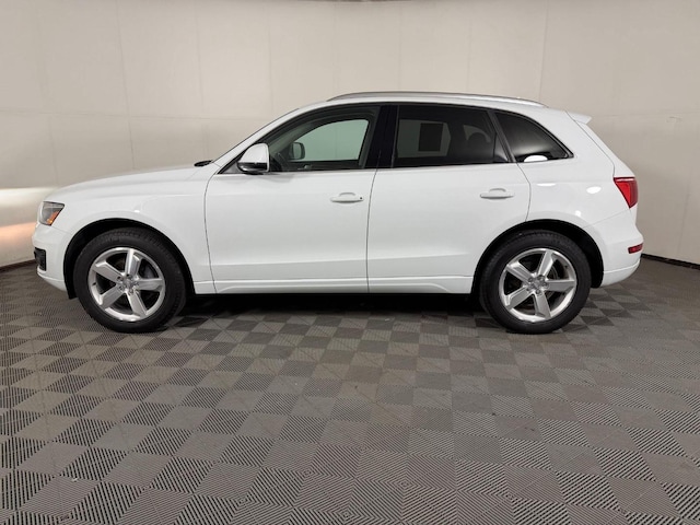 Used 2012 Audi Q5 Premium with VIN WA1LFAFP4CA089585 for sale in Rockville, MD
