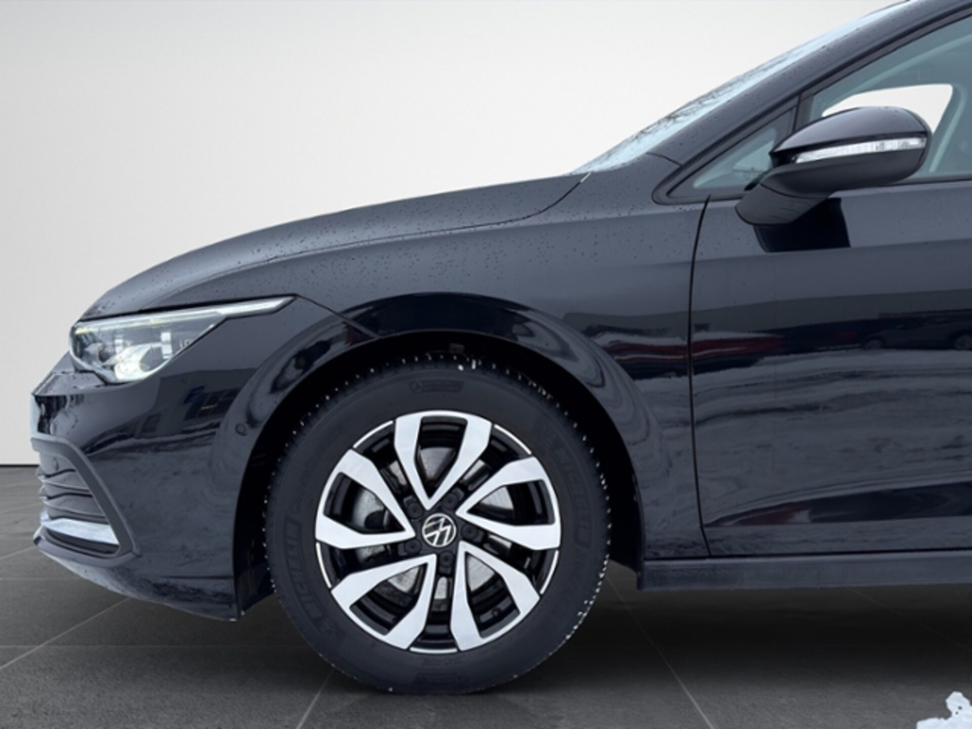 Volkswagen Golf Active