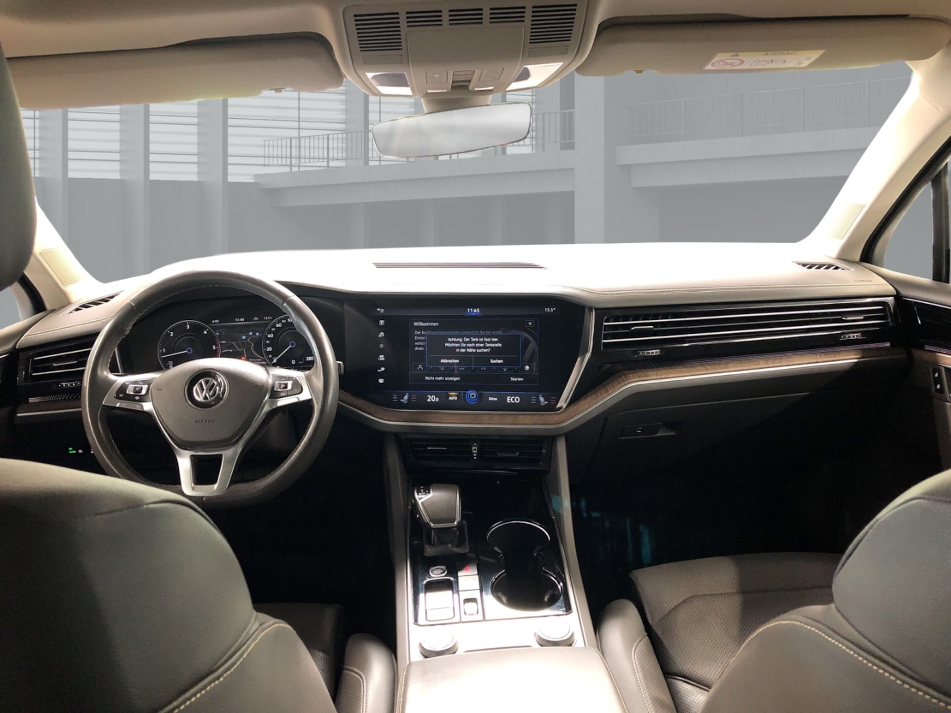 Volkswagen Touareg Basis-Modell