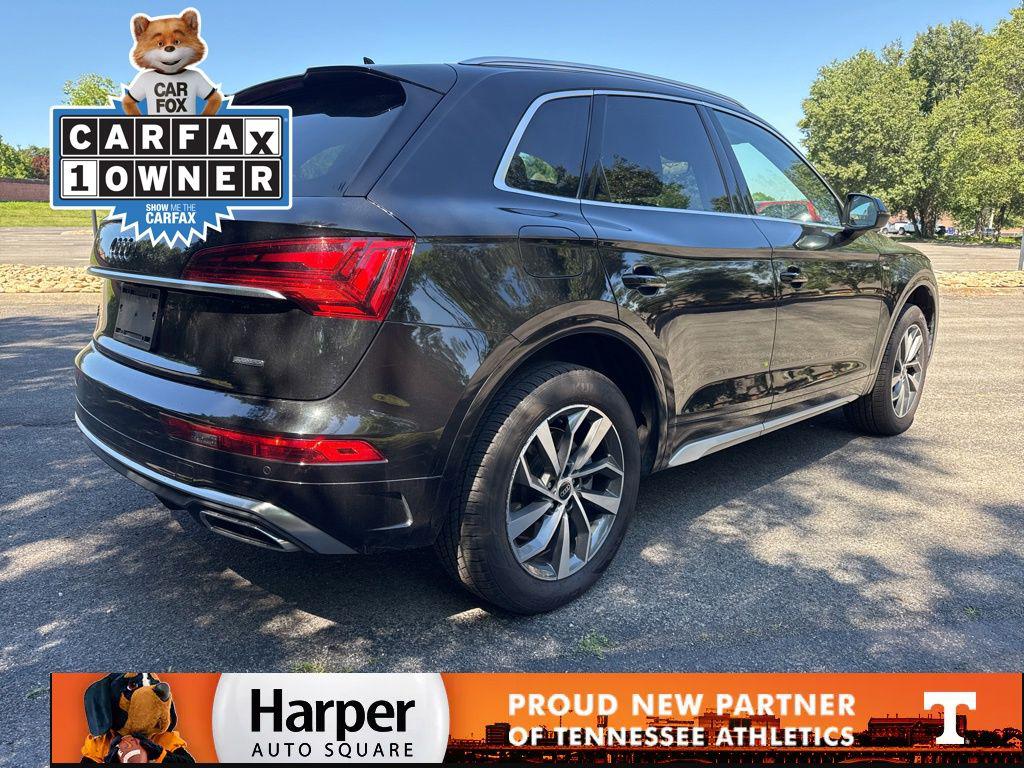 2023 Audi Q5 45 Premium Plus's photo
