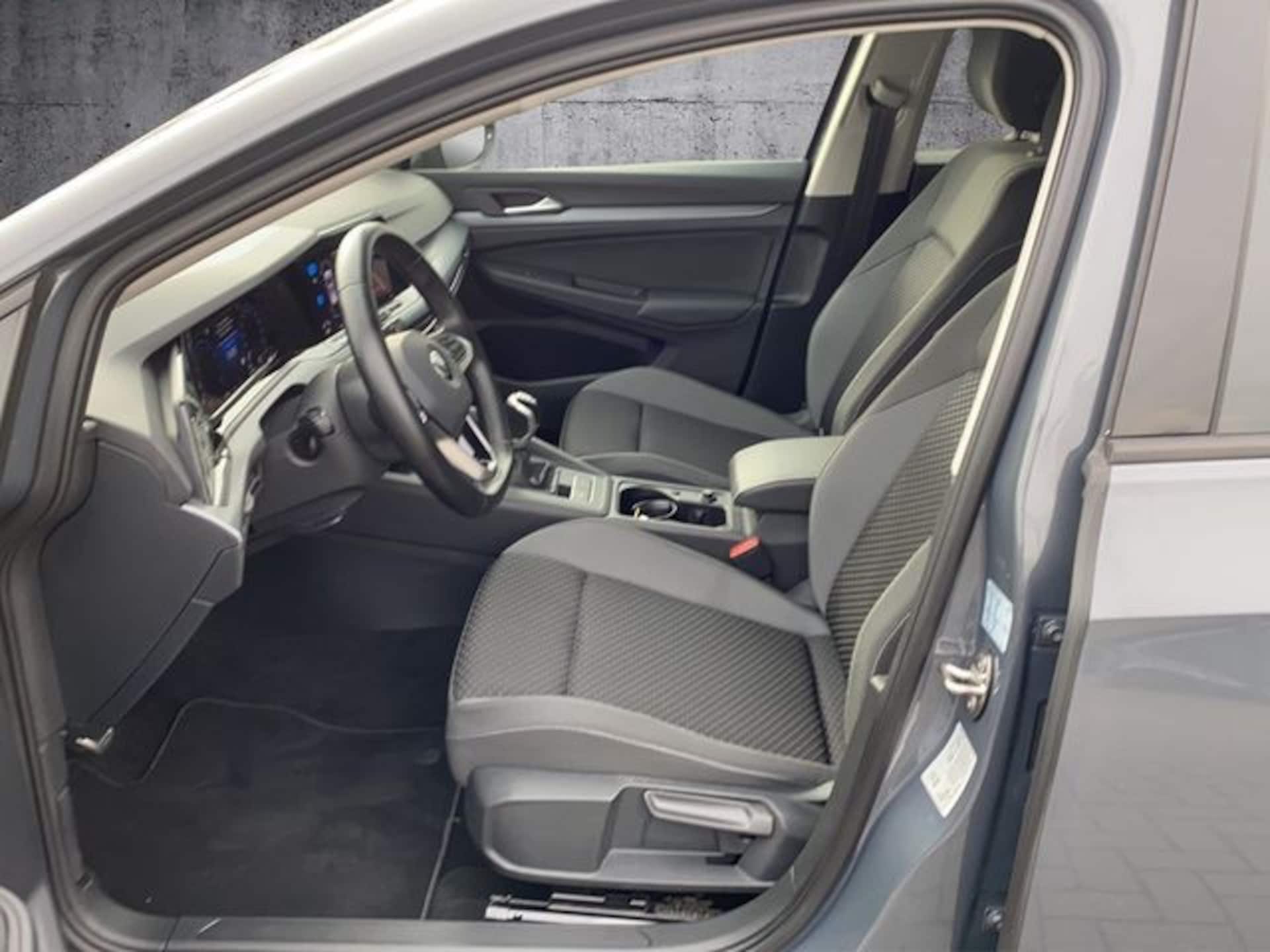 Volkswagen Golf Active